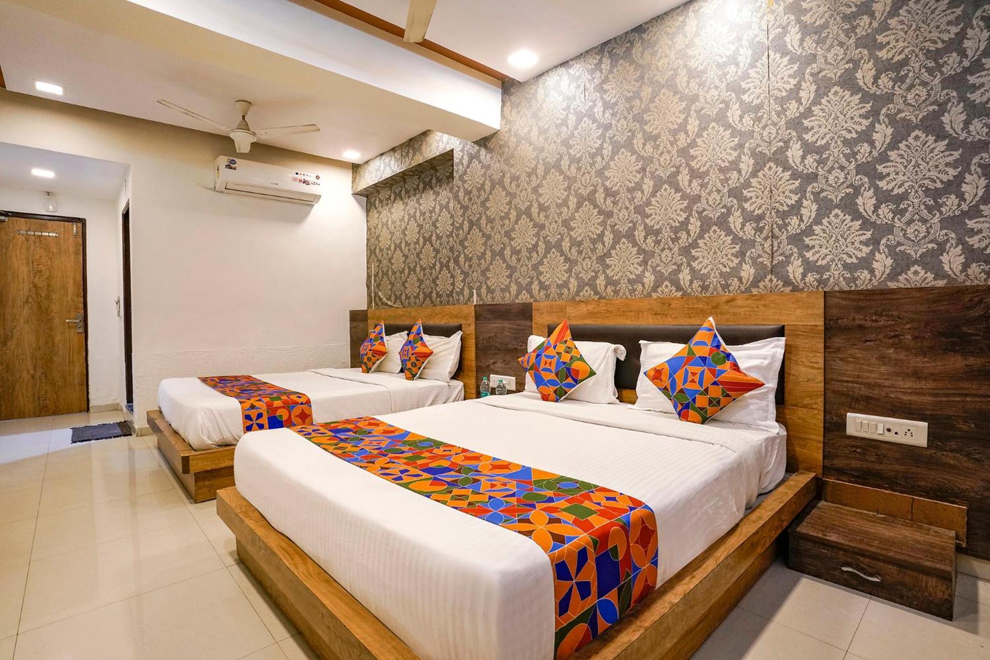 אחמדאבאד Fabhotel Galaxy I מראה חיצוני תמונה